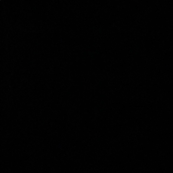 Meet your Posher, Jennifer - Picture 1 of 1